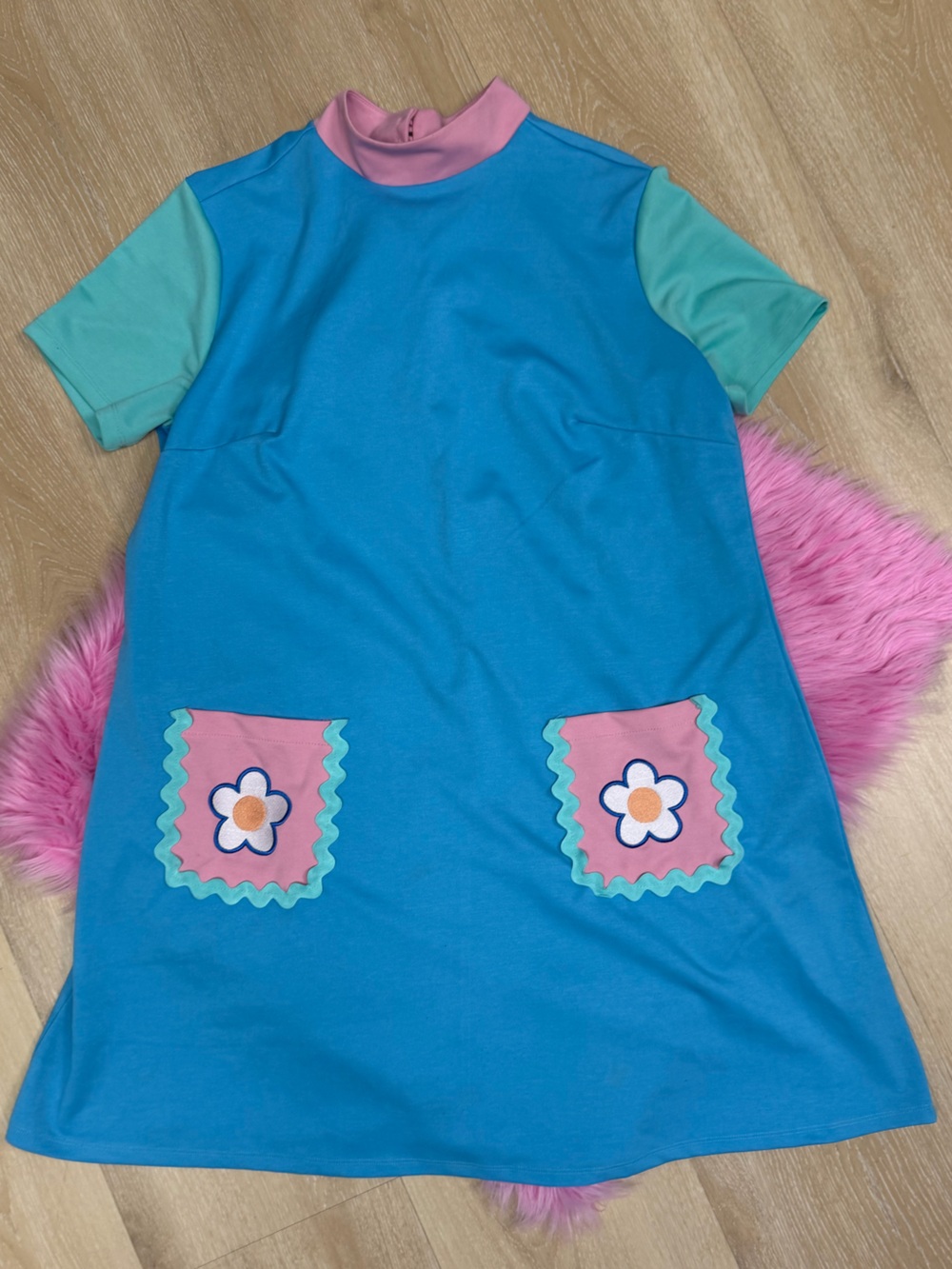 Women's Colorblock 60’s short sleeve mini Pink & Blue Dress 2X